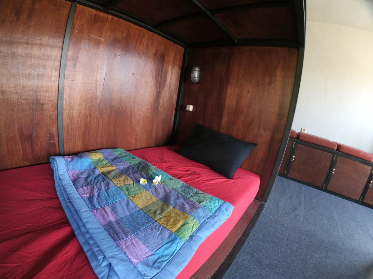 Local Hostel Amed Extérieur photo