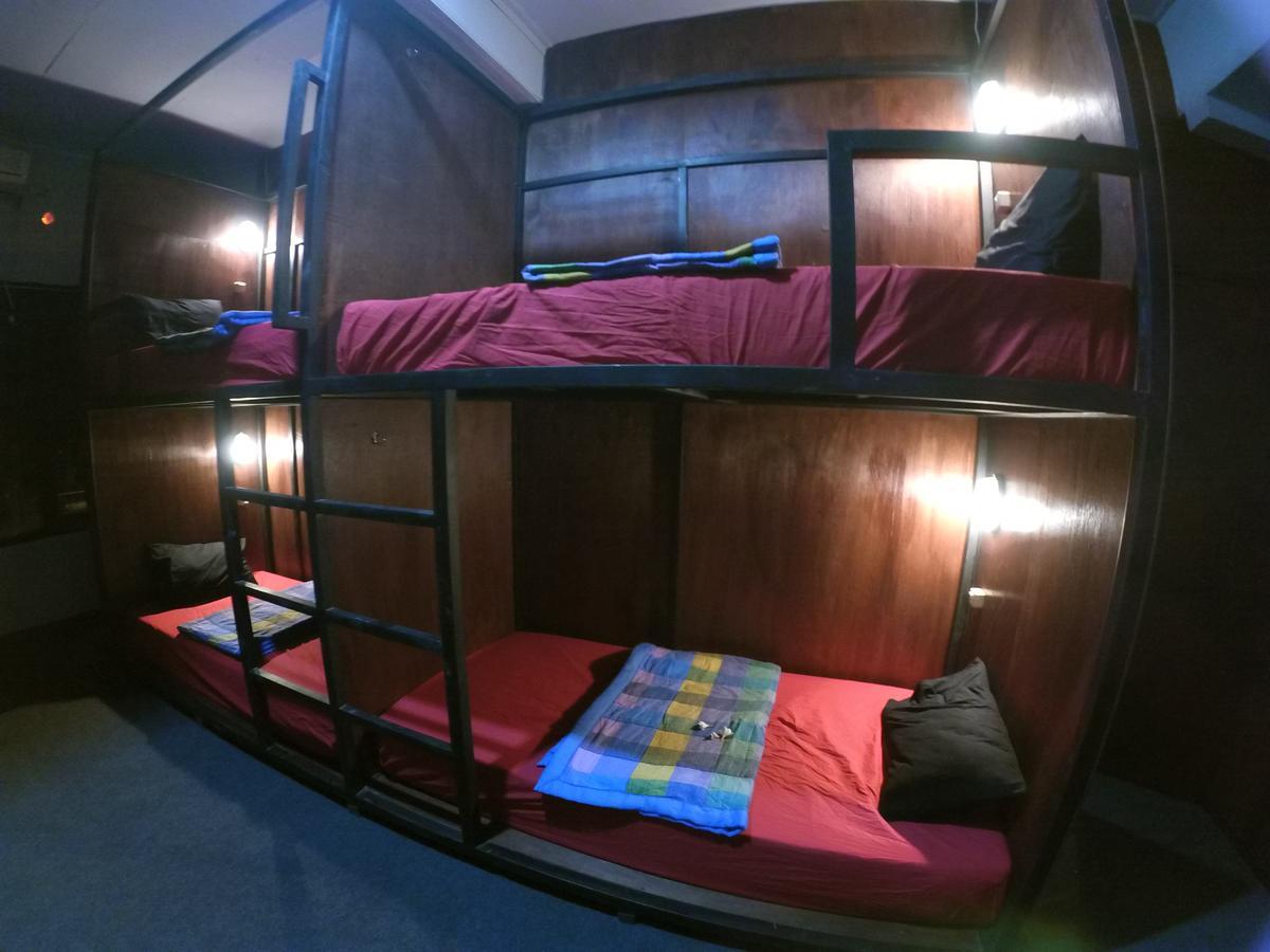 Local Hostel Amed Extérieur photo