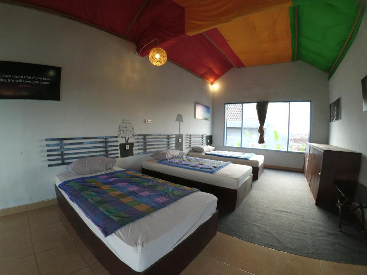 Local Hostel Amed Extérieur photo